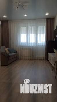 Студия квартира, посуточно, 27м2, 18/22 этаж