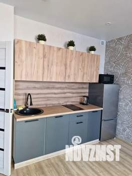 Студия квартира, посуточно, 33м2, 13/25 этаж