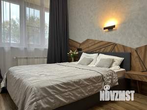 2-к квартира, посуточно, 75м2, 1/6 этаж
