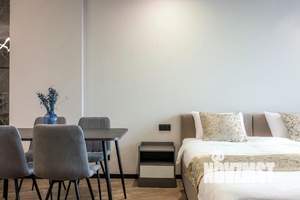 1-к квартира, посуточно, 44м2, 1/1 этаж