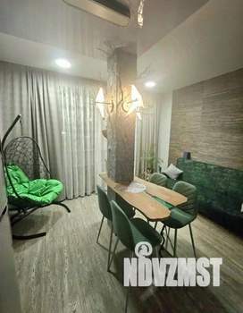 1-к квартира, посуточно, 80м2, 1/1 этаж