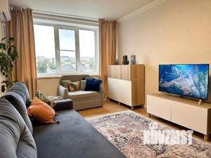 2-к квартира, посуточно, 55м2, 1/1 этаж