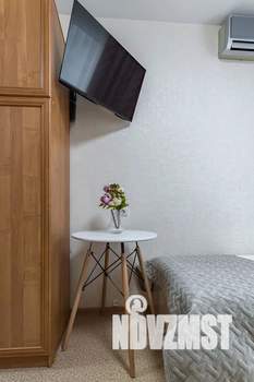 Студия квартира, посуточно, 20м2, 3/10 этаж