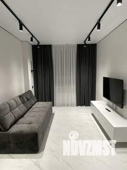 1-к квартира, посуточно, 41м2, 1/18 этаж