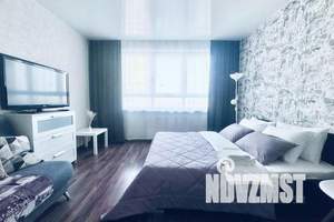 1-к квартира, посуточно, 35м2, 18/25 этаж