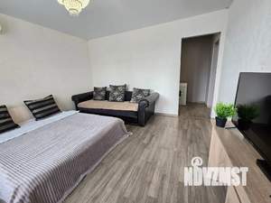 1-к квартира, посуточно, 32м2, 13/20 этаж