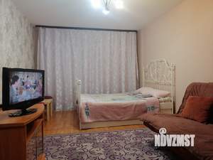 1-к квартира, посуточно, 42м2, 3/17 этаж