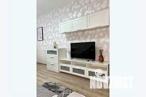 1-к квартира, посуточно, 42м2, 1/10 этаж