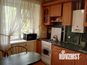 2-к квартира, посуточно, 45м2, 1/1 этаж