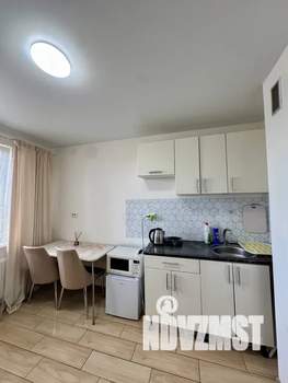 1-к квартира, посуточно, 41м2, 8/10 этаж