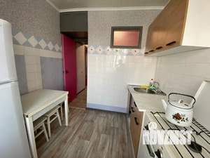 1-к квартира, посуточно, 35м2, 6/9 этаж