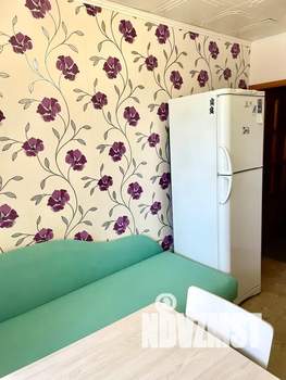 1-к квартира, посуточно, 42м2, 4/8 этаж