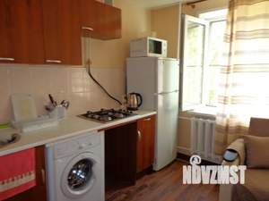 1-к квартира, посуточно, 36м2, 1/10 этаж