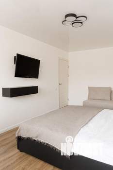 1-к квартира, посуточно, 33м2, 6/9 этаж