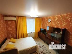 1-к квартира, посуточно, 43м2, 4/9 этаж