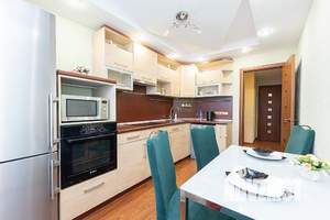 1-к квартира, посуточно, 68м2, 1/1 этаж