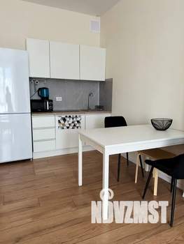 Студия квартира, посуточно, 30м2, 4/8 этаж