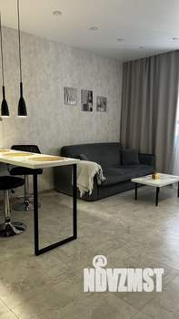 2-к квартира, посуточно, 47м2, 8/18 этаж