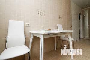 1-к квартира, посуточно, 46м2, 1/1 этаж