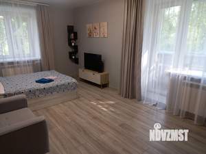 1-к квартира, посуточно, 35м2, 4/5 этаж
