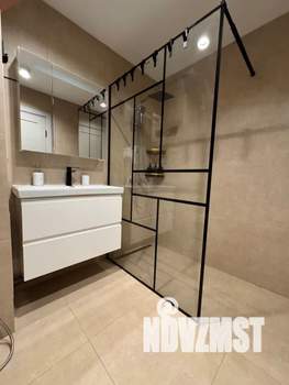 Студия квартира, посуточно, 35м2, 1/10 этаж