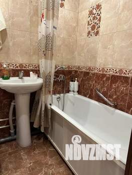 1-к квартира, посуточно, 37м2, 8/10 этаж