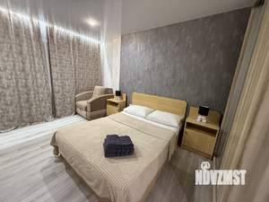 1-к квартира, посуточно, 45м2, 1/17 этаж