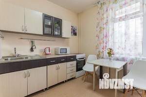 1-к квартира, посуточно, 43м2, 1/1 этаж