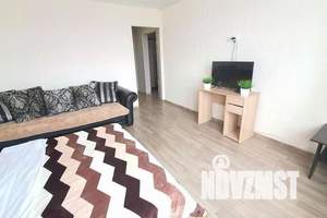 1-к квартира, посуточно, 54м2, 13/19 этаж