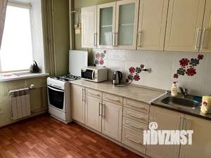 1-к квартира, посуточно, 46м2, 2/10 этаж