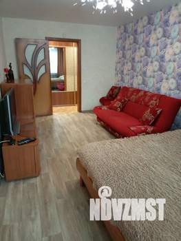 1-к квартира, посуточно, 38м2, 2/9 этаж