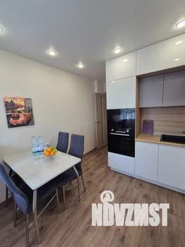 1-к квартира, посуточно, 37м2, 16/25 этаж