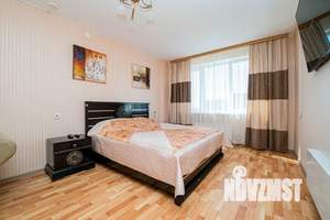 1-к квартира, посуточно, 44м2, 18/23 этаж