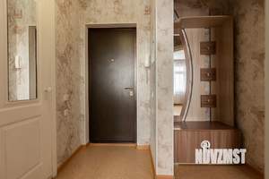 1-к квартира, посуточно, 37м2, 1/1 этаж