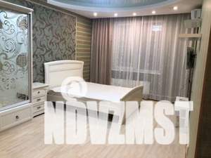2-к квартира, посуточно, 55м2, 8/20 этаж