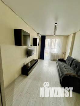 1-к квартира, посуточно, 38м2, 9/24 этаж