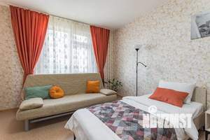 1-к квартира, посуточно, 43м2, 4/10 этаж