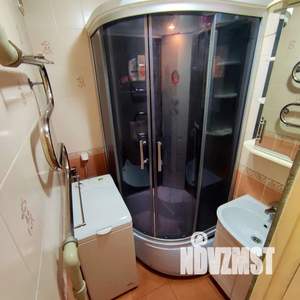 1-к квартира, посуточно, 37м2, 5/9 этаж