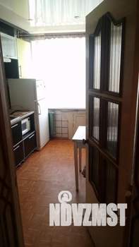 1-к квартира, посуточно, 34м2, 7/9 этаж