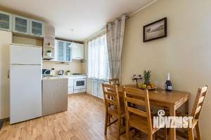 2-к квартира, посуточно, 50м2, 1/1 этаж