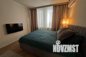 1-к квартира, посуточно, 34м2, 7/10 этаж