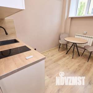 Студия квартира, посуточно, 18м2, 1/6 этаж