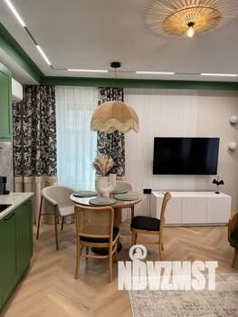 1-к квартира, посуточно, 60м2, 1/2 этаж