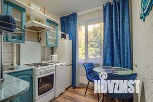 1-к квартира, посуточно, 35м2, 4/9 этаж