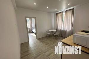 1-к квартира, посуточно, 35м2, 1/3 этаж