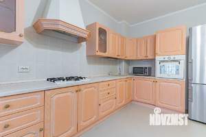 4-к квартира, посуточно, 131м2, 2/7 этаж