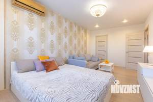 1-к квартира, посуточно, 42м2, 11/18 этаж