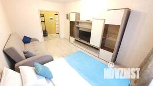 1-к квартира, посуточно, 42м2, 2/23 этаж