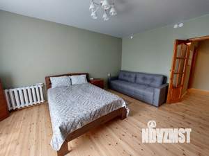 1-к квартира, посуточно, 45м2, 2/9 этаж