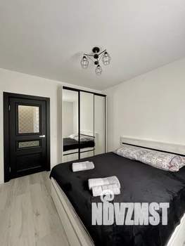 1-к квартира, посуточно, 41м2, 2/19 этаж